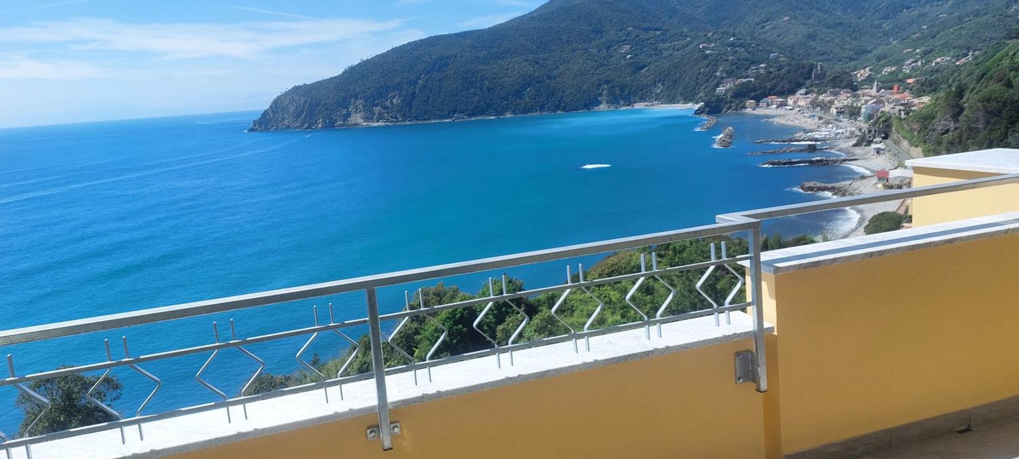 Appartamenti Enrica With Amazing View 모네글리아 외부 사진