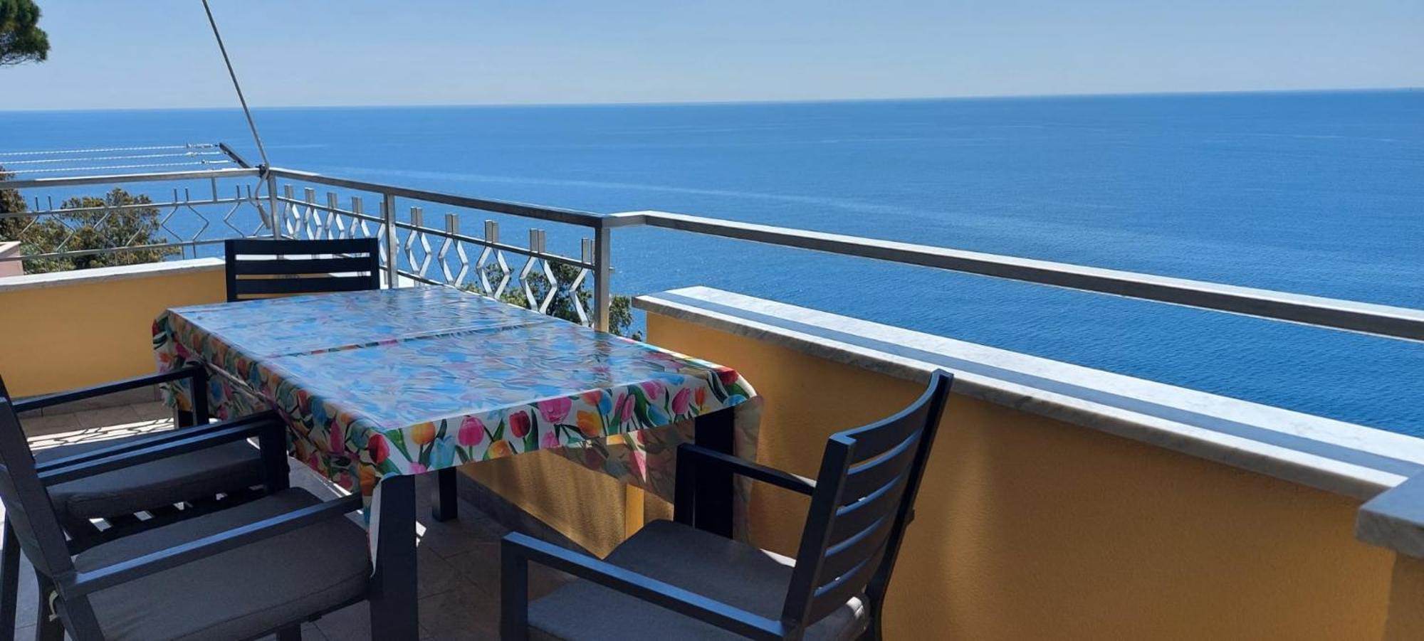 Appartamenti Enrica With Amazing View 모네글리아 외부 사진