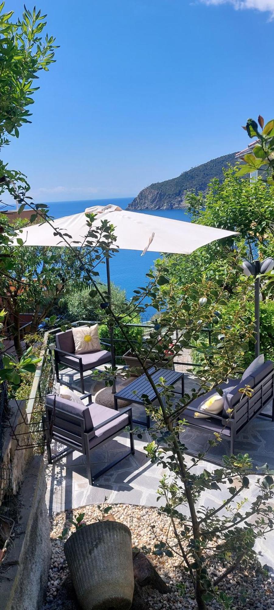 Appartamenti Enrica With Amazing View 모네글리아 외부 사진